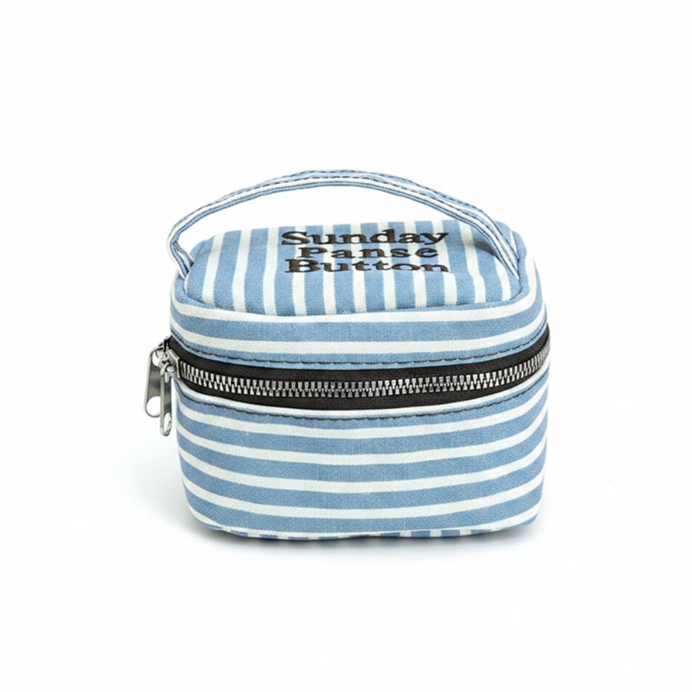 Cosmetic Bags - صندوق تخزين مربع محمول بتصميم مخطط